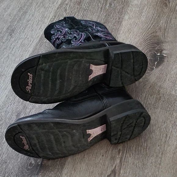 Black and Purple Ariat Leather Embroidered Women's Boots - Picture 3 of 12